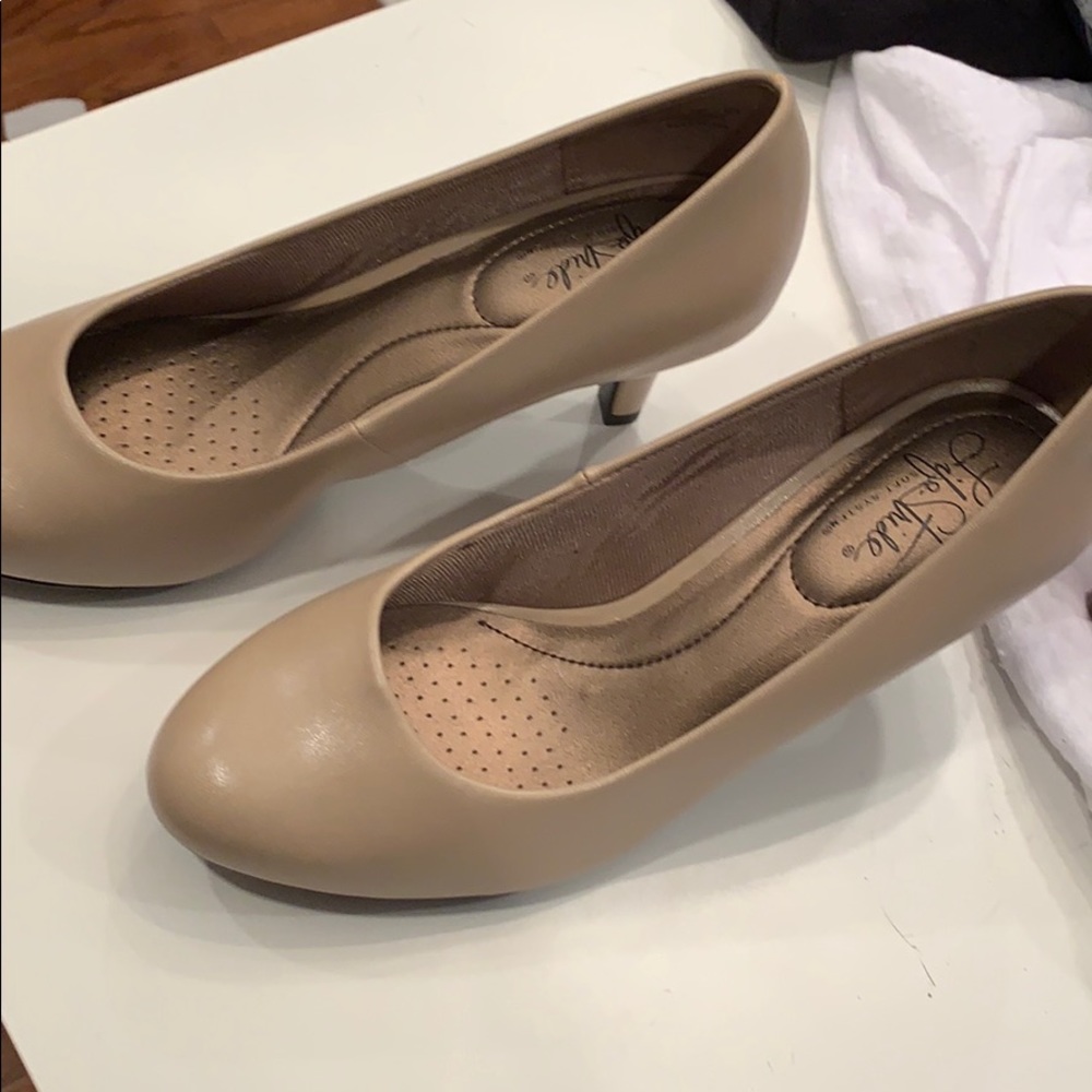 LifeStride Taupe Pumps Parigi